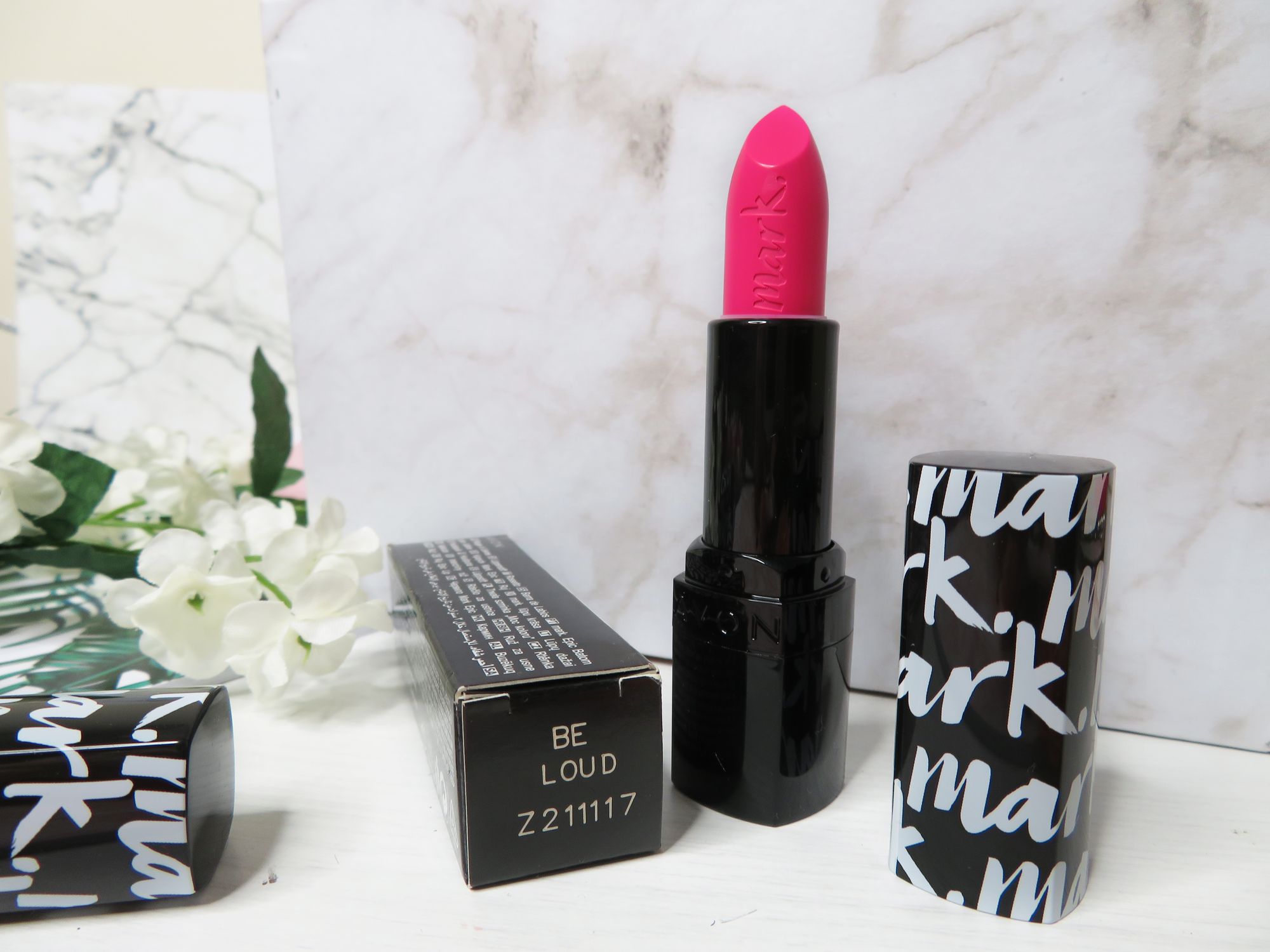 Be Loud - Avon Mark Epic Lipsticks - Miss Boux