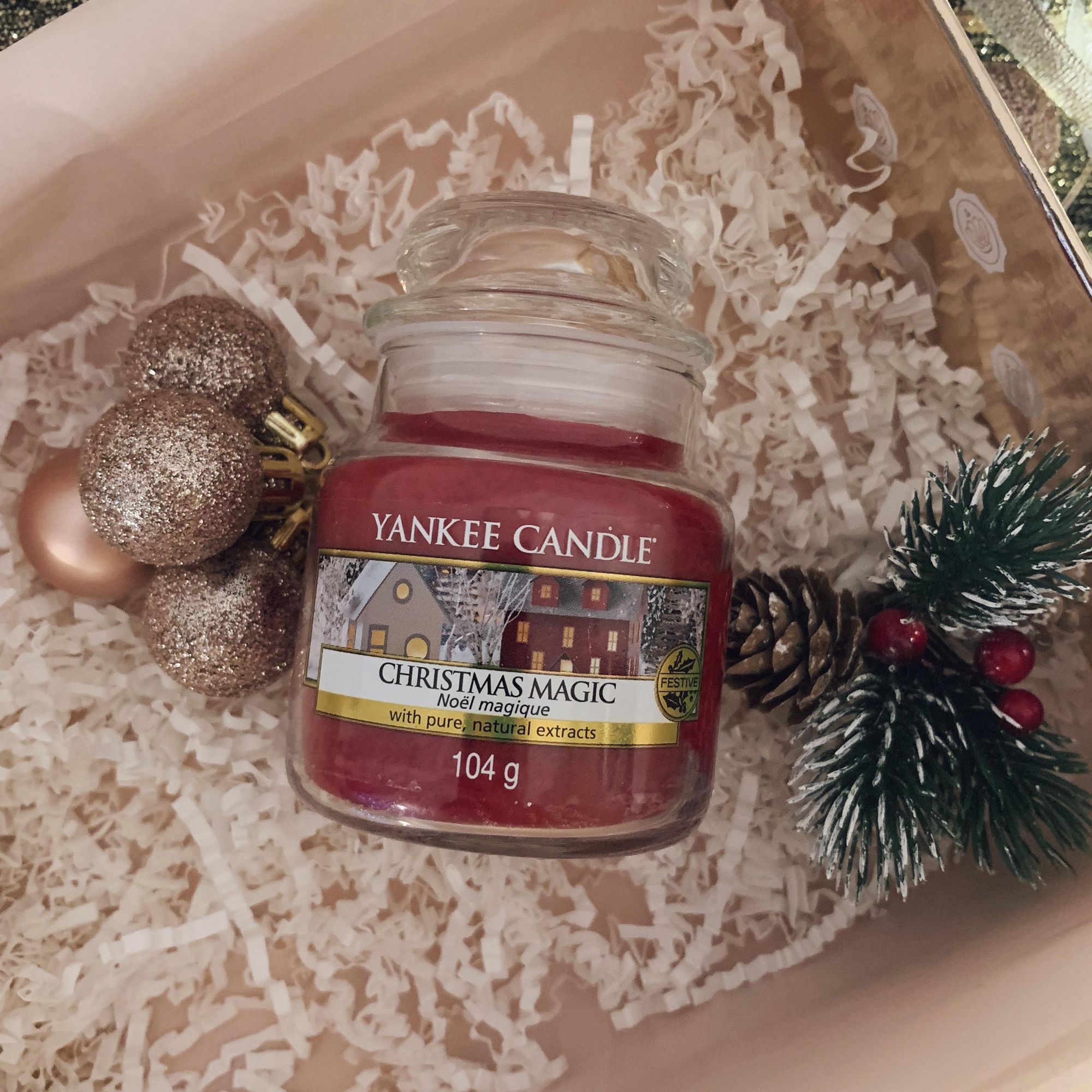 Yankee Candle Small Jar Candle - Christmas Magic - Glossybox Christmas Limited Edition - Miss Boux
