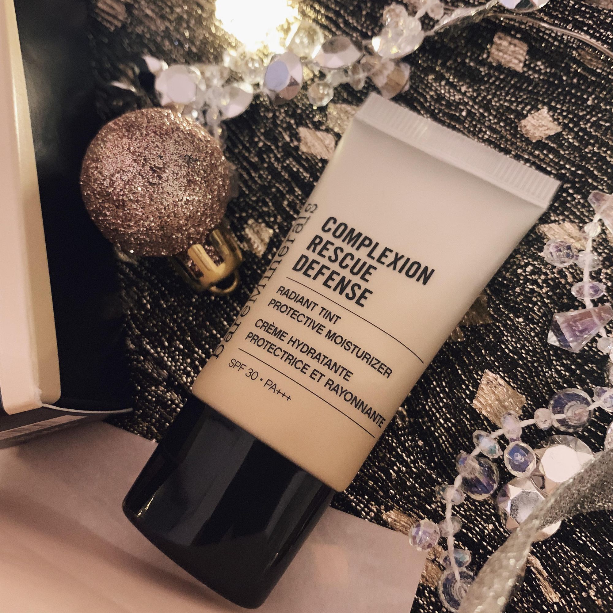 BareMinerals Complexion Rescue Defense SPF30 - Glossybox Christmas Limited Edition - Miss Boux