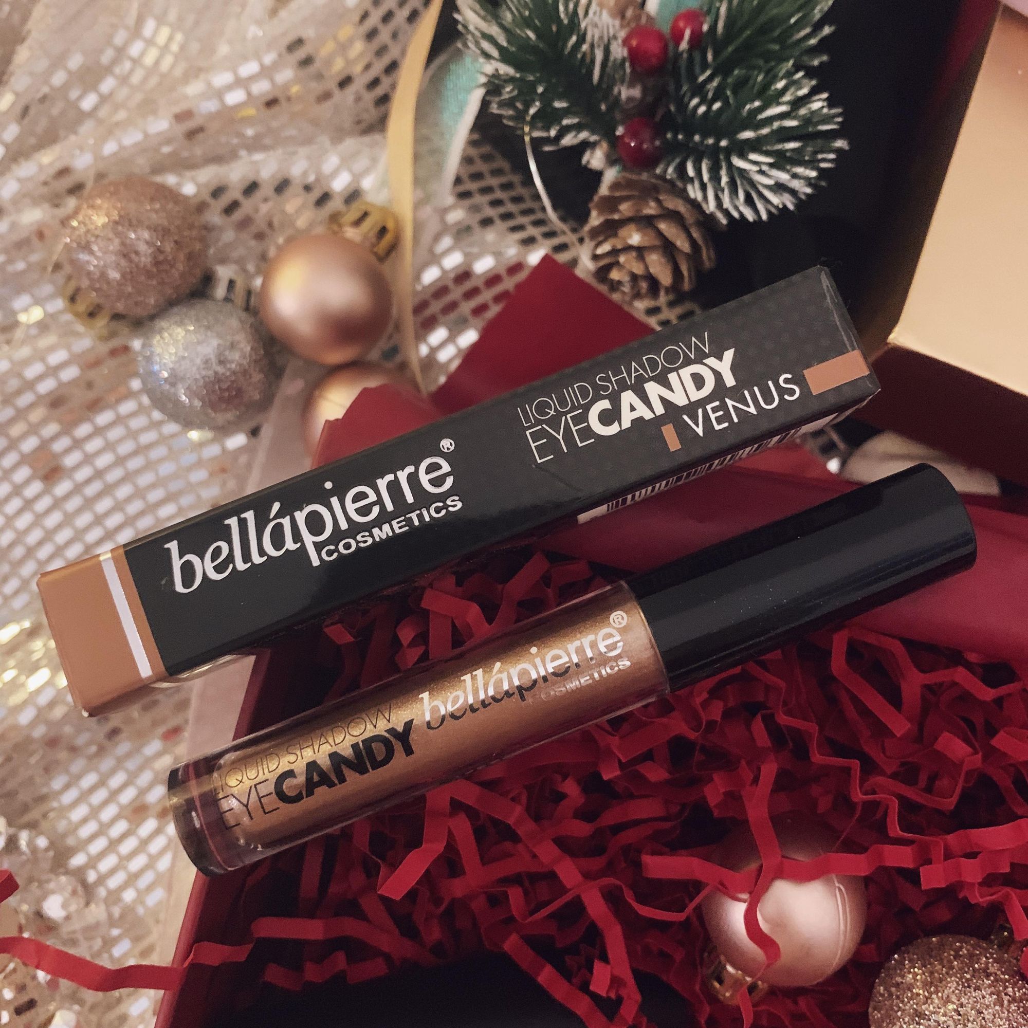 Bellapierre Eye Candy Liquid Eyeshadow - Glossybox Review Merry Metallics December 2019 - Miss Boux