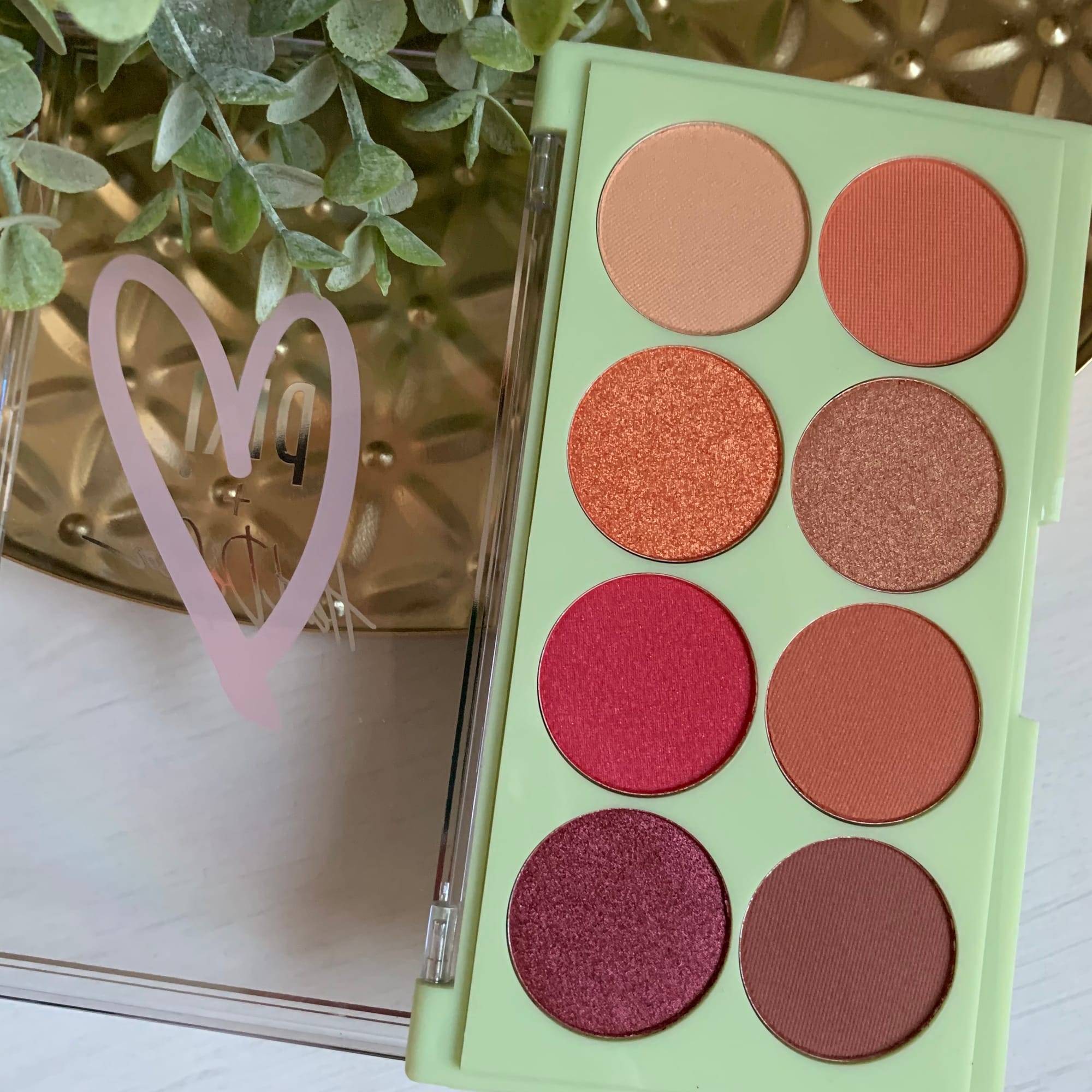 Heart Defensor Eyeshadow Palette - Pixi Pretties - Miss Boux