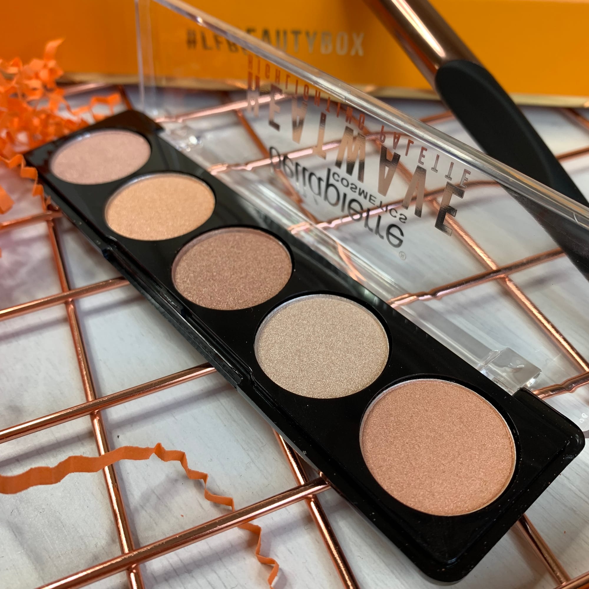 Bellapiere Highlighting Palette - Look Fantastic Beauty Box Review - August 2019 - Miss Boux