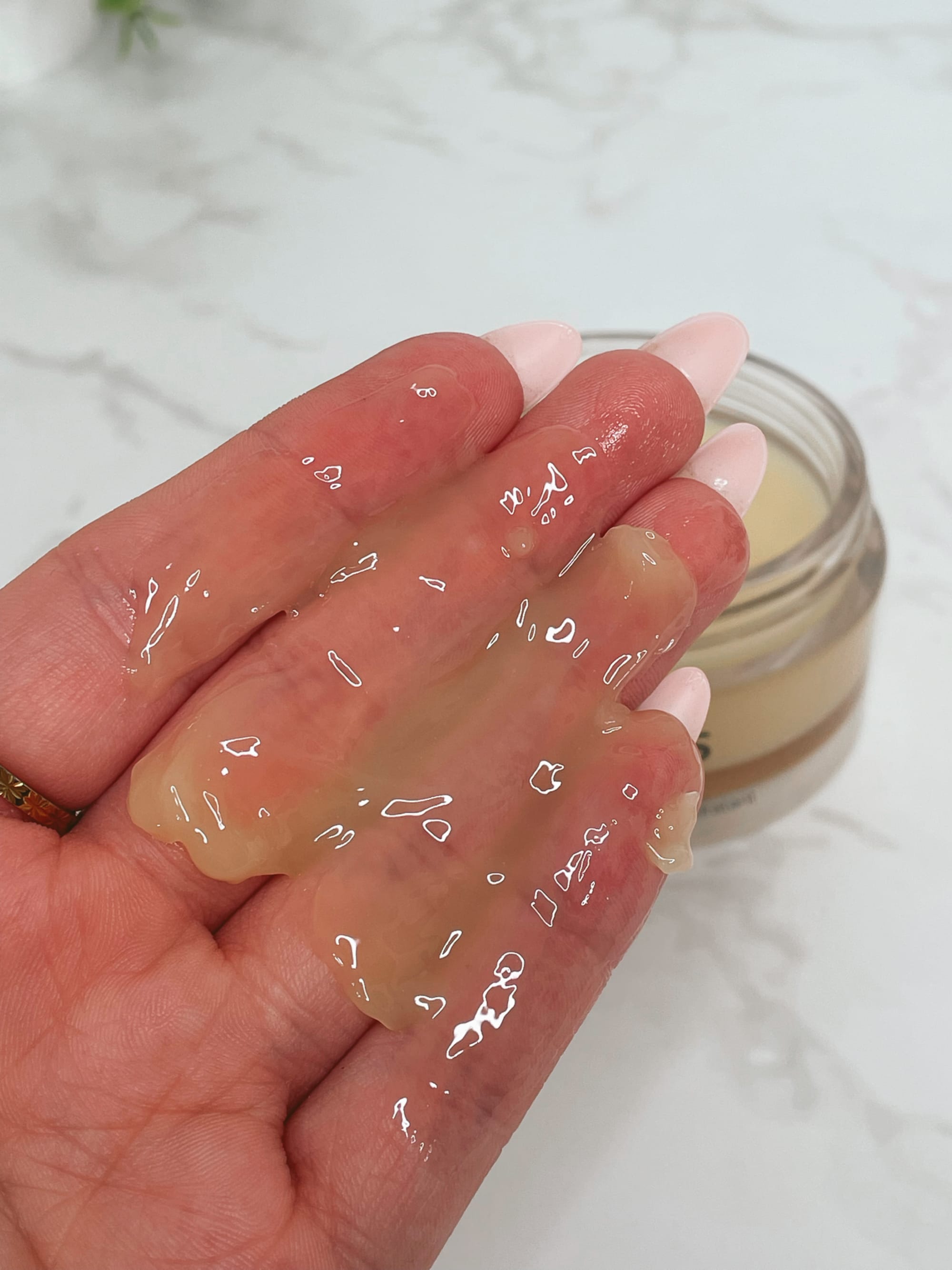 How to Use Elemis Cleansing Balm for an Effective Skin Care Routine